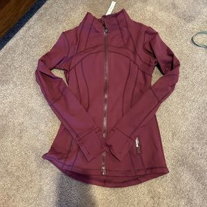Lululemon jacket size 4/xs in very good condition